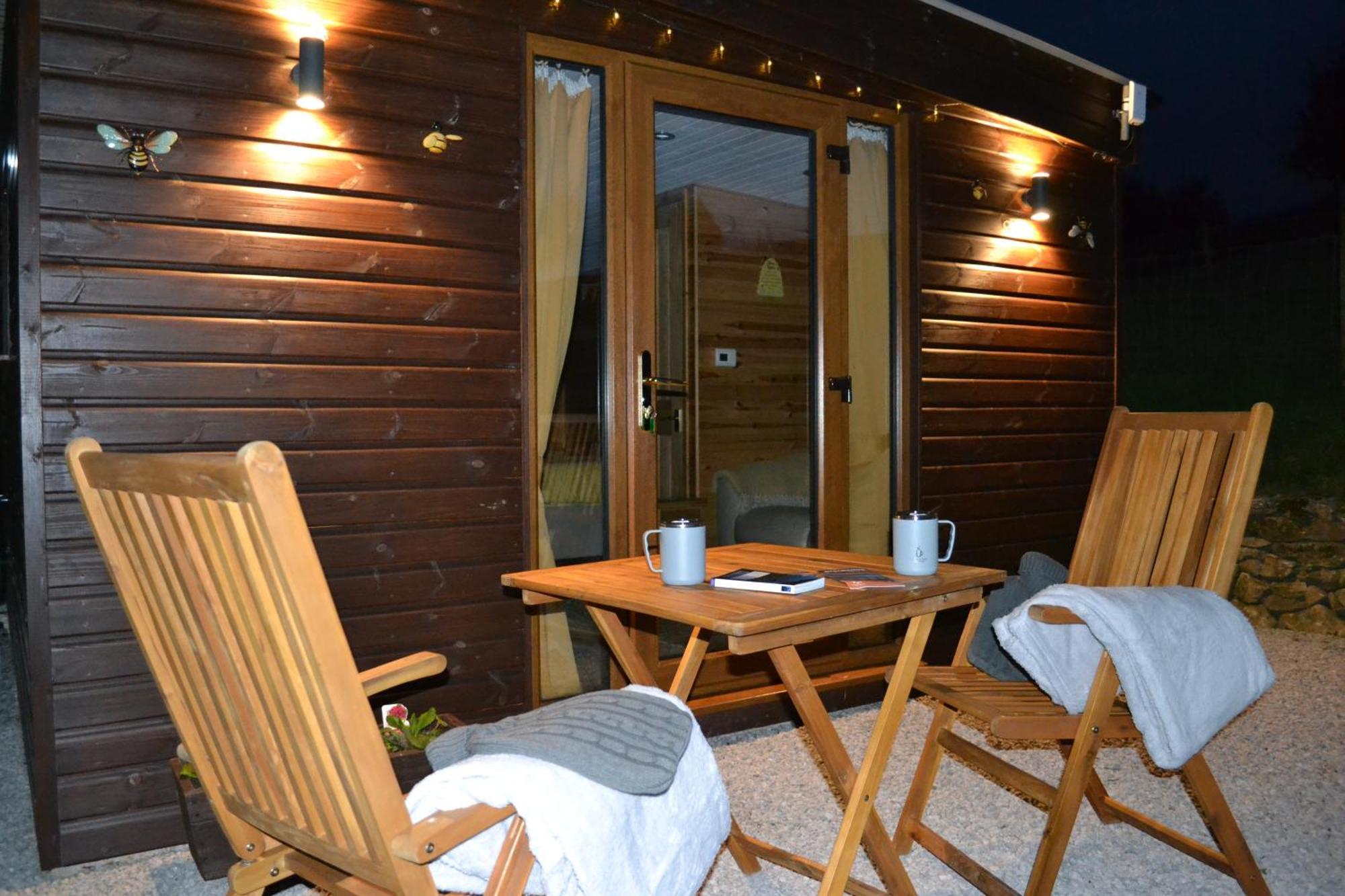 The Warren Lodge Cabin At Ashes Farm, Near Settle Zewnętrze zdjęcie